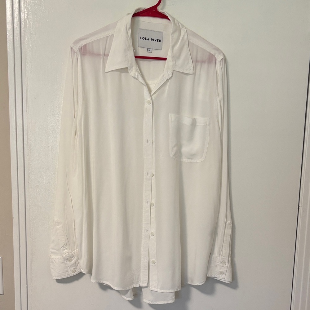 Lola River Men's Classic White Button-Down Shirt